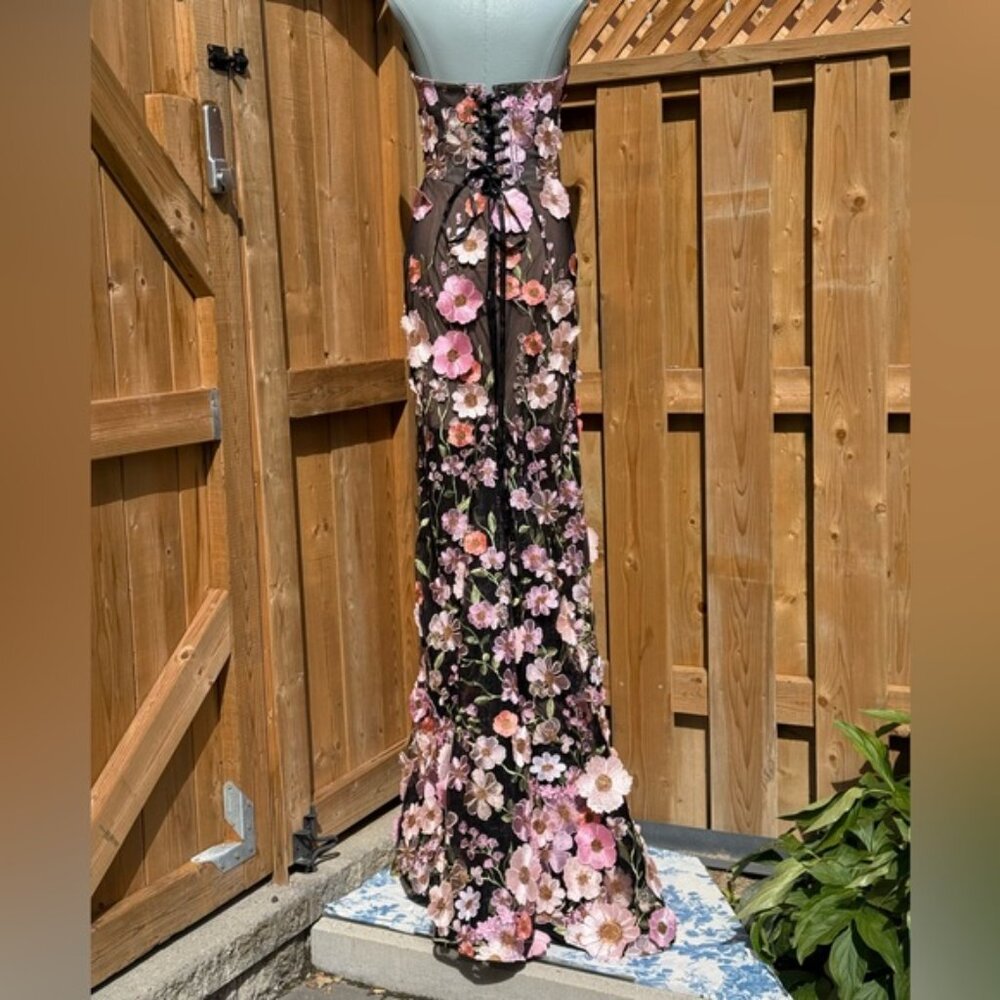 🆕 BRONX & BANCO 🧿 NWOT Jasmine Floral-Appliqued Gown, Black Multi - Sz L US 8 - Picture 7 of 16